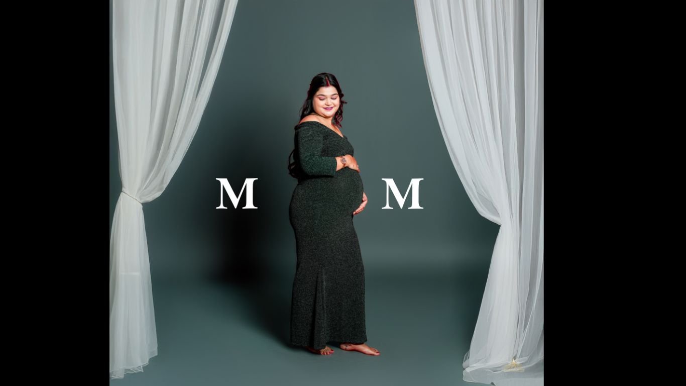 Pregnancy Photoshoot Packages in Gorakhpur Under ₹3000 – Dresses And Studio